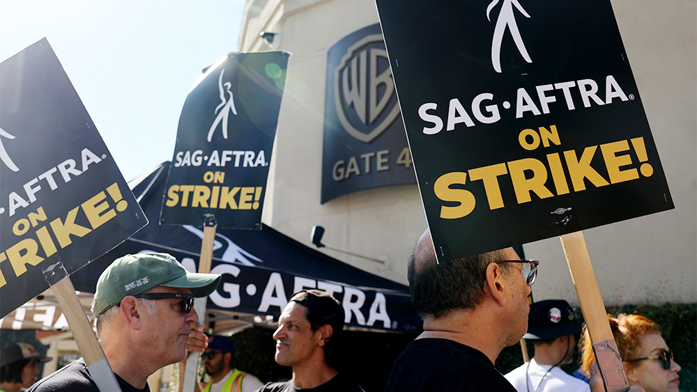 SAG Strike Picket Line 5