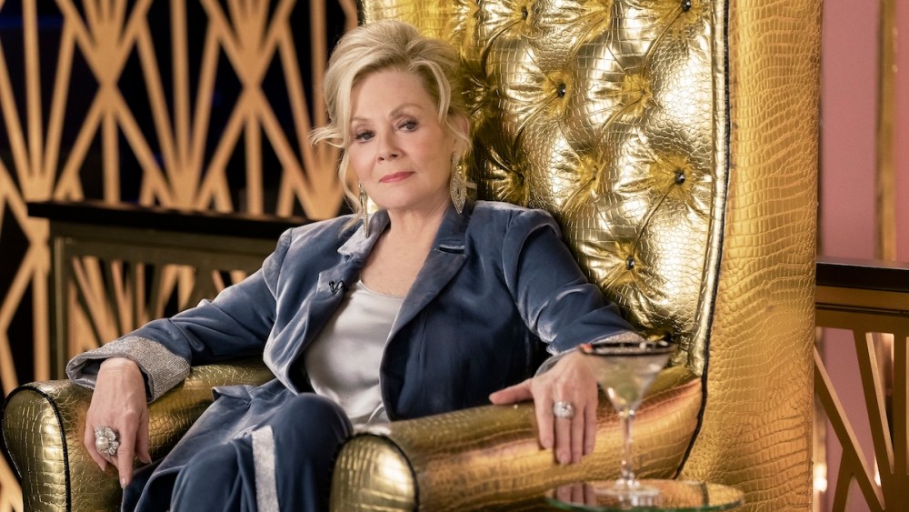 Hacks jean smart 2 b02255