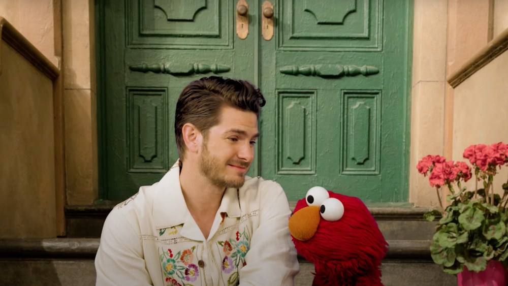 Andrew Garfield Elmo